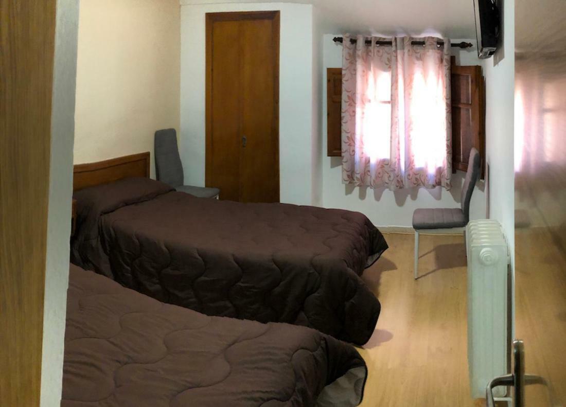 Hostal El Arco Almazán Eksteriør billede